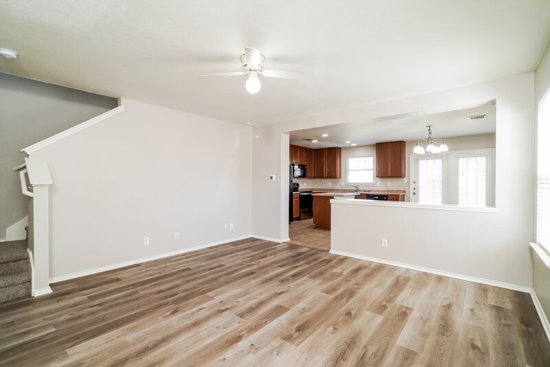 1,525/Mo, 7426 Circle Farm San Antonio, TX 78239 Misc View 5