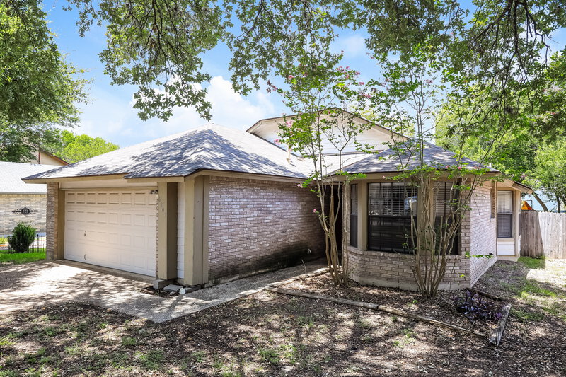 1,700/Mo, 6303 Crab Orchard San Antonio, TX 78240 Front View