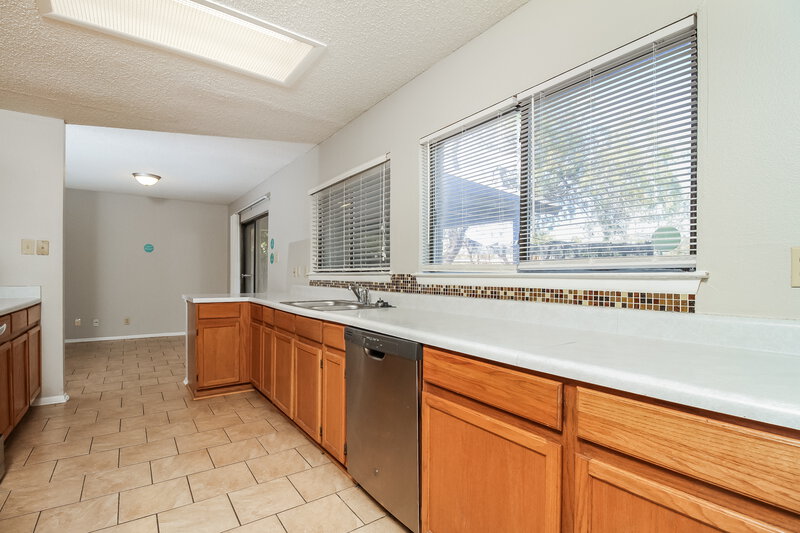 1,710/Mo, 6854 Park Haven San Antonio, TX 78244 Misc View 5