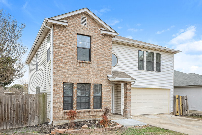 1,530/Mo, 5902 Encanto Point Dr San Antonio, TX 78244 Front View