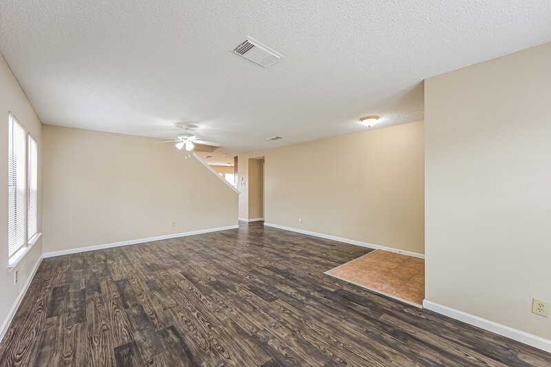 1,530/Mo, 5902 Encanto Point Dr San Antonio, TX 78244 Living Room View