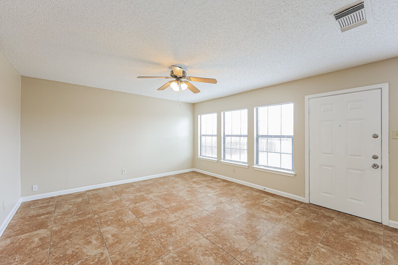 1,530/Mo, 5902 Encanto Point Dr San Antonio, TX 78244 Dining Room View 2