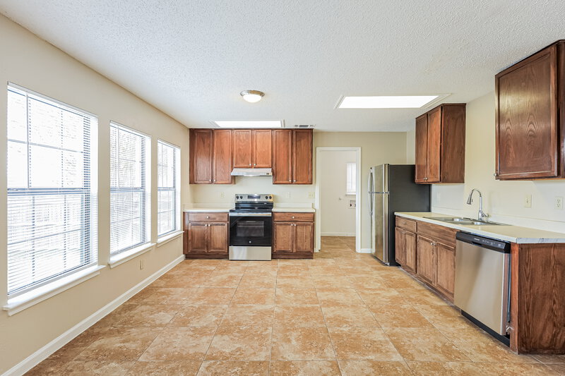 1,530/Mo, 5902 Encanto Point Dr San Antonio, TX 78244 Kitchen View