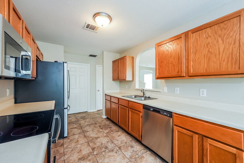 1,755/Mo, 4030 Sparrow Lk San Antonio, TX 78244 Kitchen View