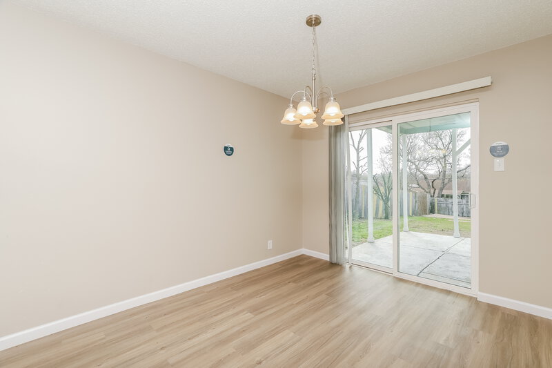 1,600/Mo, 5830 Summer Fest Dr San Antonio, TX 78244 Dining Room View