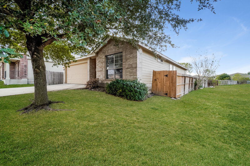 1,690/Mo, 4315 Lakeway Dr San Antonio, TX 78244 Front View 2
