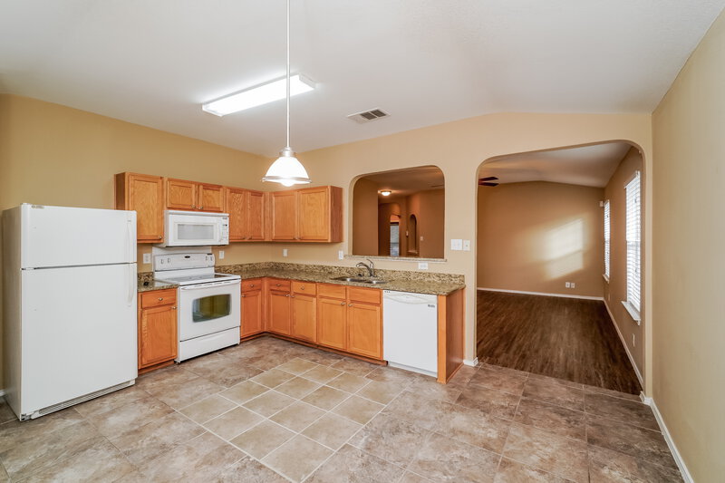1,690/Mo, 4315 Lakeway Dr San Antonio, TX 78244 Kitchen View
