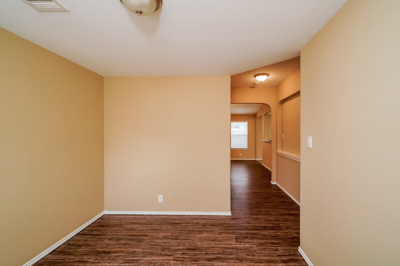 1,690/Mo, 4315 Lakeway Dr San Antonio, TX 78244 Bedroom View 5