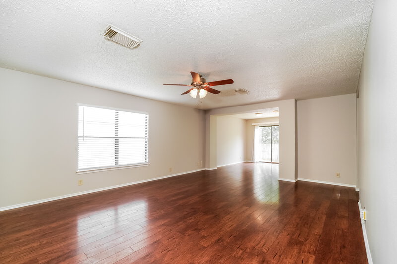 1,345/Mo, 6114 Candletree San Antonio, TX 78244 Living Room View 2