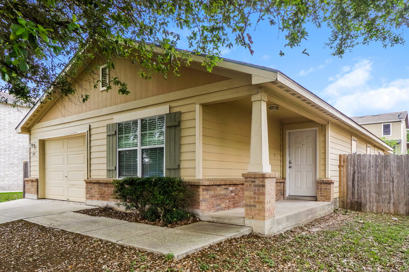 1,495/Mo, 3415 Calico Corner San Antonio, TX 78245 Front View
