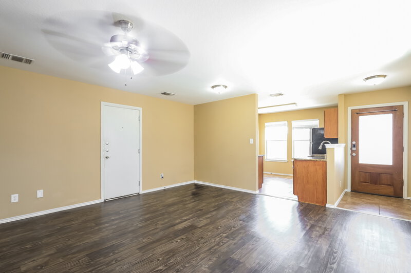 1,435/Mo, 9638 Sandflat Pass San Antonio, TX 78245 Dining Room View