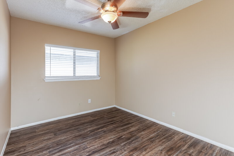 1,640/Mo, 2949 Moss Plain Dr San Antonio, TX 78245 Bedroom View 2