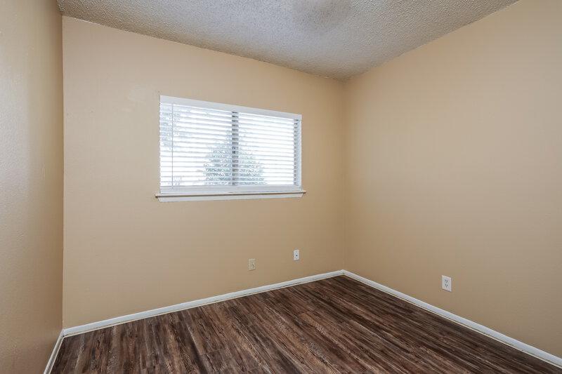 1,640/Mo, 2949 Moss Plain Dr San Antonio, TX 78245 Bedroom View 3