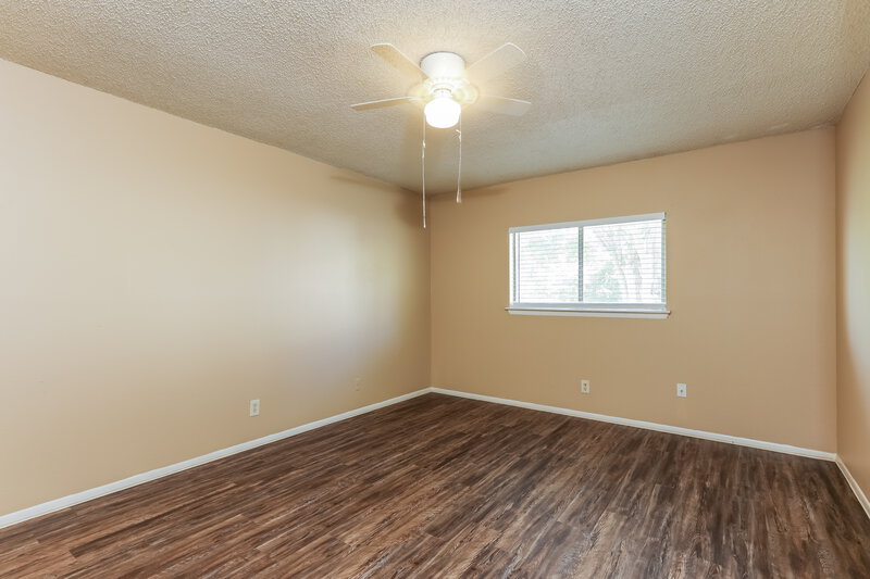 1,640/Mo, 2949 Moss Plain Dr San Antonio, TX 78245 Bedroom View 5