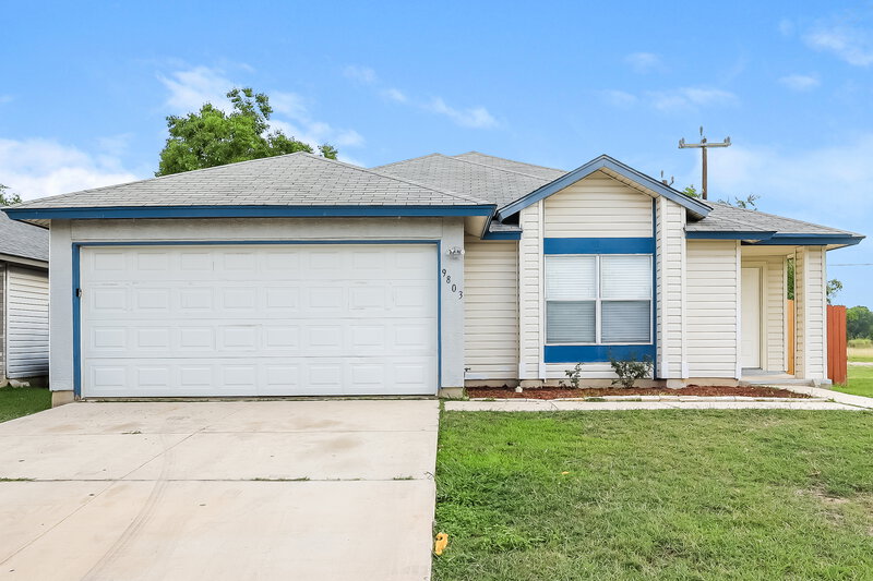 1,910/Mo, 9803 Raven Field Dr San Antonio, TX 78245 External View
