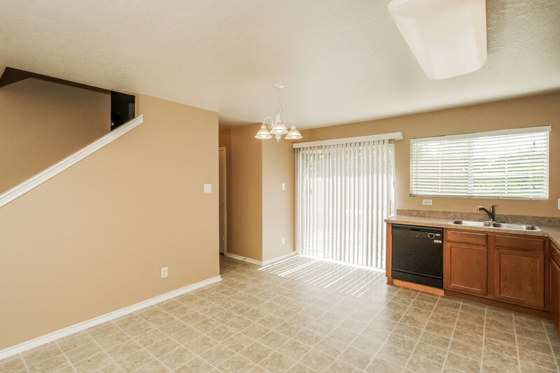 1,755/Mo, 3811 Amber Chase San Antonio, TX 78245 Dining Room View