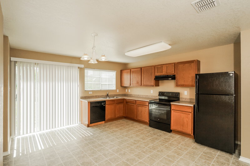 1,755/Mo, 3811 Amber Chase San Antonio, TX 78245 Kitchen View