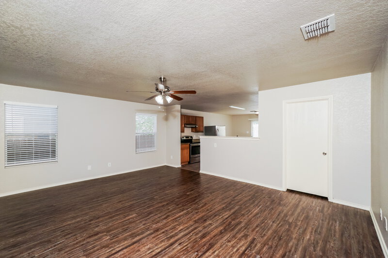 2,090/Mo, 3818 Amber Chase San Antonio, TX 78245 Living Room View 2