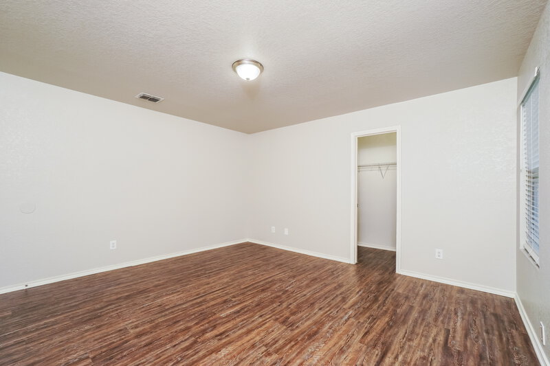 2,090/Mo, 3818 Amber Chase San Antonio, TX 78245 Main Bedroom View 2