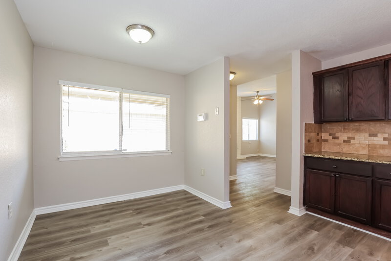 1,605/Mo, 16419 Spruce Leaf St San Antonio, TX 78247 Dining Room View