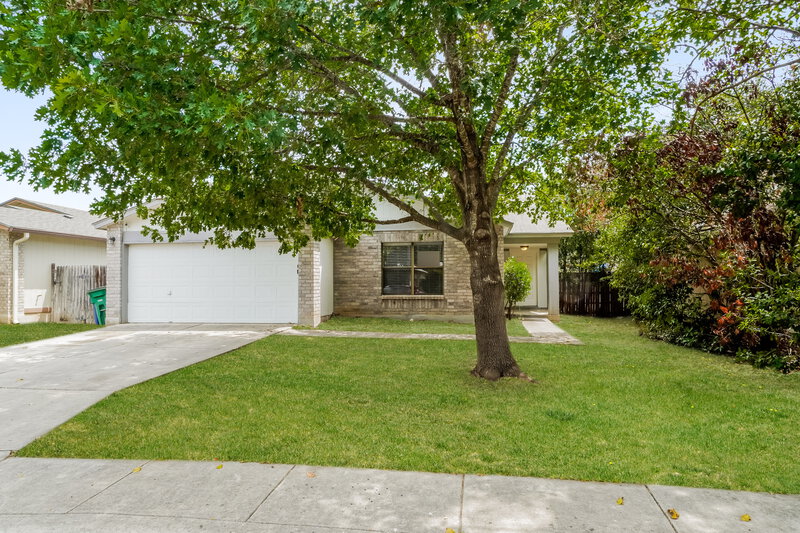 2,165/Mo, 8923 Athens San Antonio, TX 78251 Front View