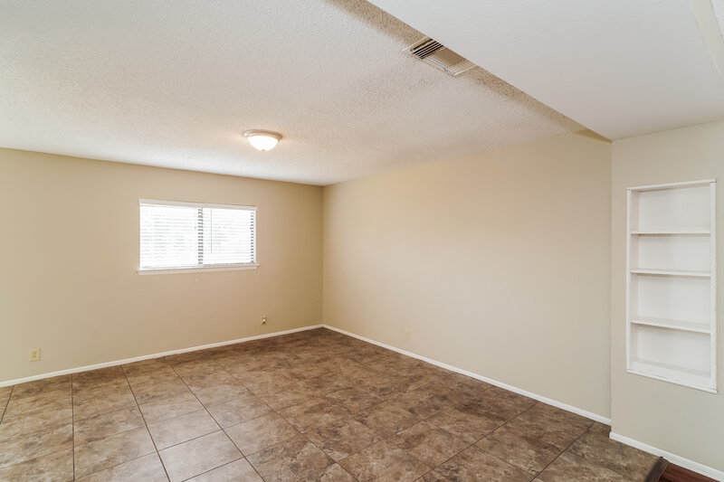 2,165/Mo, 8923 Athens San Antonio, TX 78251 Dining Room View 2