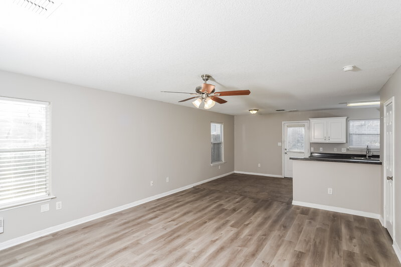 1,660/Mo, 11322 Fire Canyon San Antonio, TX 78252 Living Room View