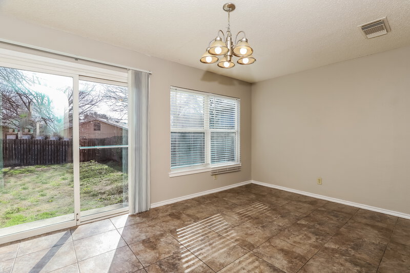 1,815/Mo, 8320 Morning Grove Dr Converse, TX 78109 Dining Room View