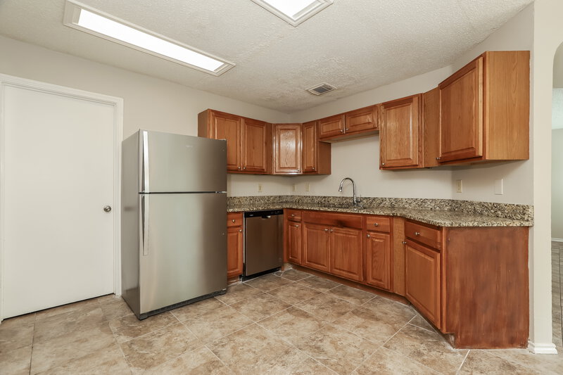 1,615/Mo, 8320 Morning Grove Dr Converse, TX 78109 Kitchen View