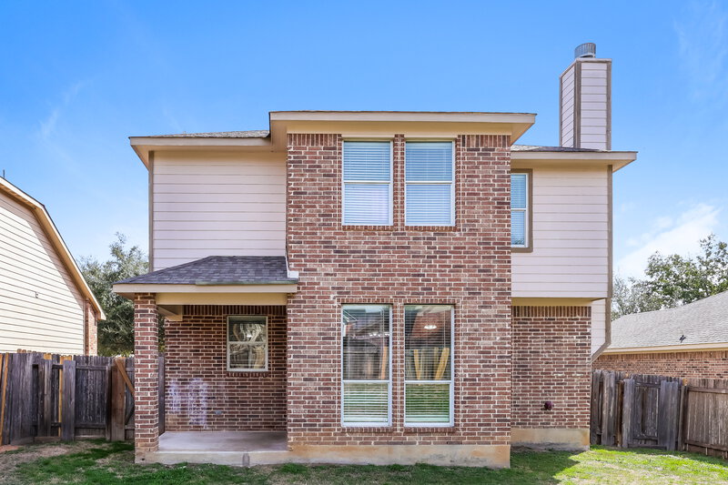 1,820/Mo, 3935 Southern Bluff San Antonio, TX 78222 Rear View 2