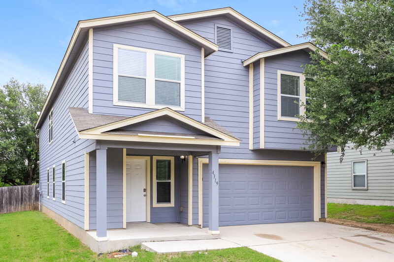 2,295/Mo, 4319 Stetson Park San Antonio, TX 78223 Front View