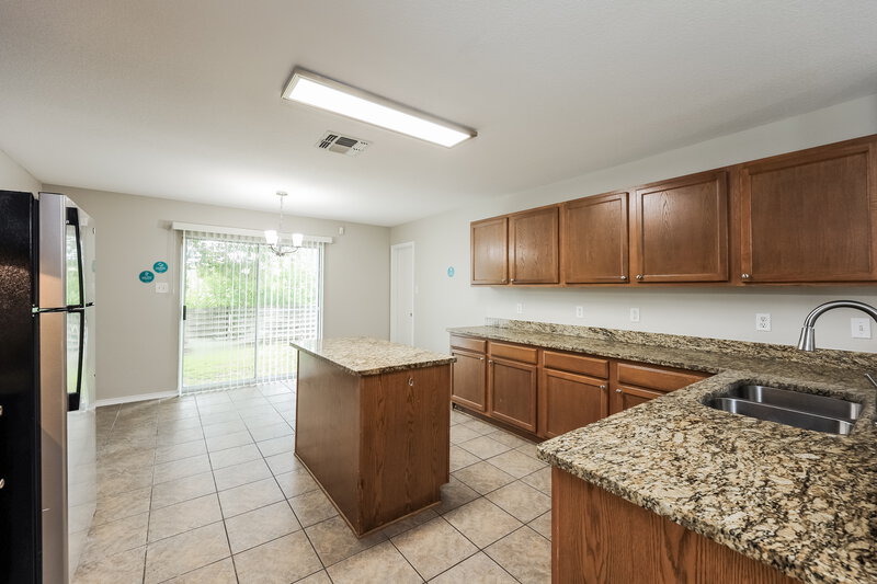 2,295/Mo, 4319 Stetson Park San Antonio, TX 78223 Kitchen View