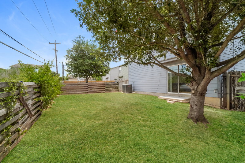 2,295/Mo, 4319 Stetson Park San Antonio, TX 78223 Rear View 2