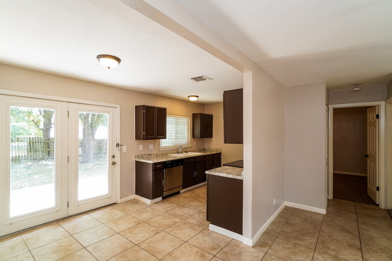 1,665/Mo, 7014 Glen Pt San Antonio, TX 78239 Kitchen View