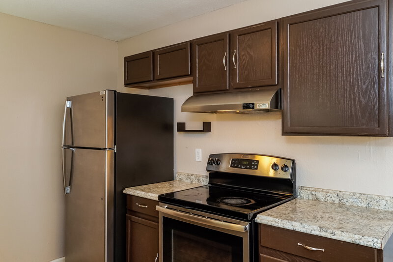 1,665/Mo, 7014 Glen Pt San Antonio, TX 78239 Kitchen View 5