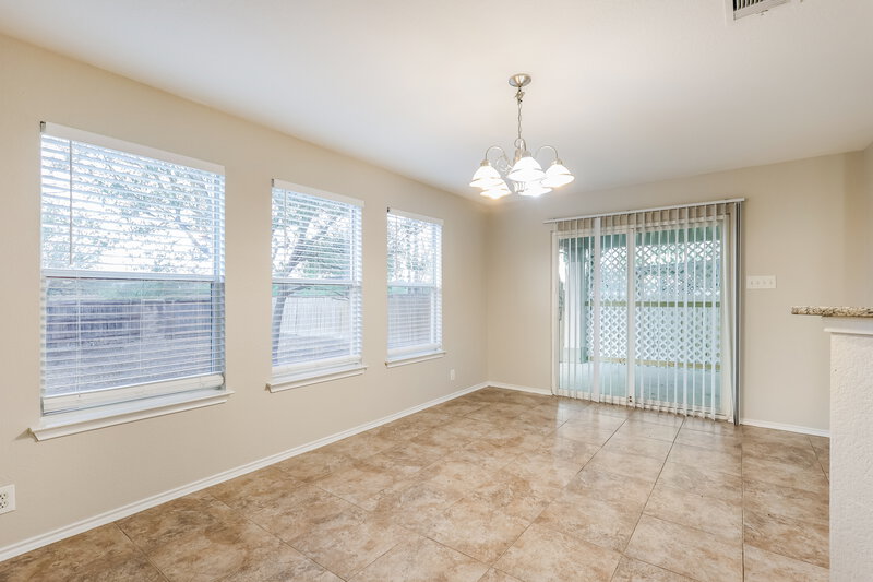 1,560/Mo, 6734 Benke Farm San Antonio, TX 78239 Dining Room View