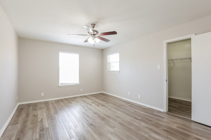 1,750/Mo, 6734 Benke Farm San Antonio, TX 78239 Main Bedroom View