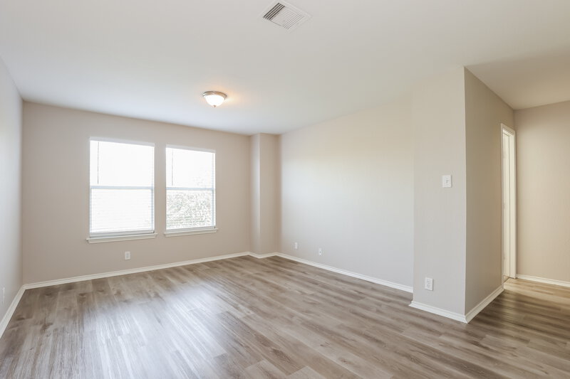 1,750/Mo, 6734 Benke Farm San Antonio, TX 78239 Bedroom View