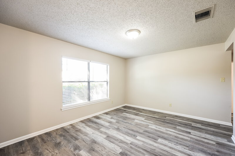 1,840/Mo, 9771 Criswell Creek San Antonio, TX 78251 Dining Room View