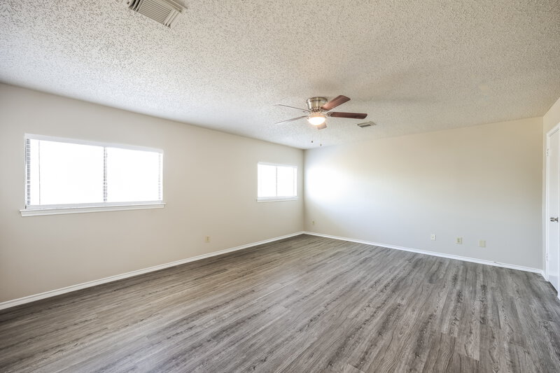 1,840/Mo, 9771 Criswell Creek San Antonio, TX 78251 Main Bedroom View