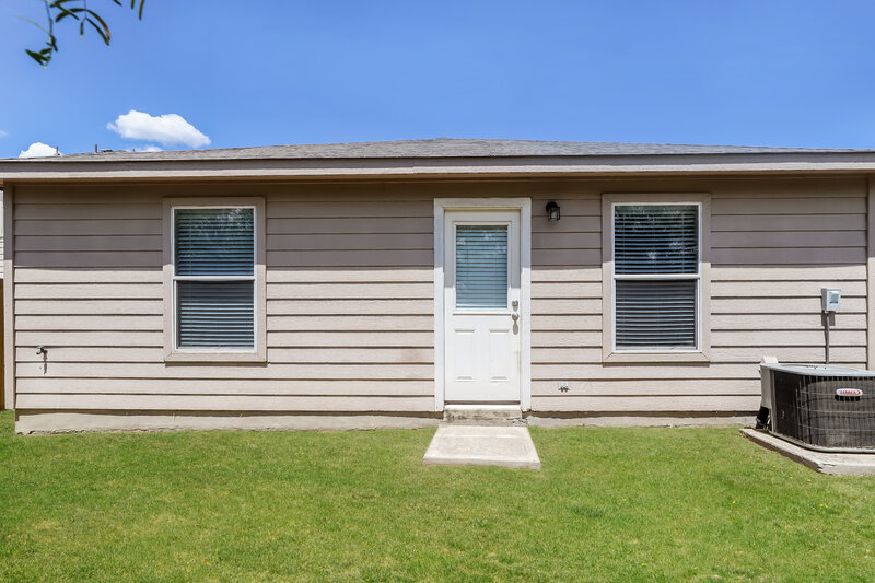 1,630/Mo, 11450 Indian Canyon San Antonio, TX 78252 Rear View