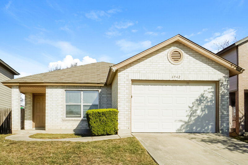 1,550/Mo, 6942 Saharastone Dr Converse, TX 78109 External View