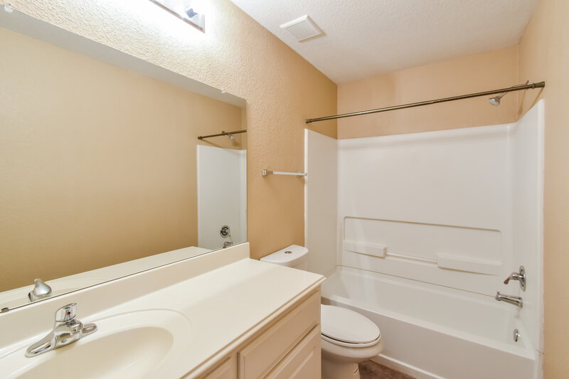 1,530/Mo, 11231 Pecan Canyon San Antonio, TX 78252 Bathroom View