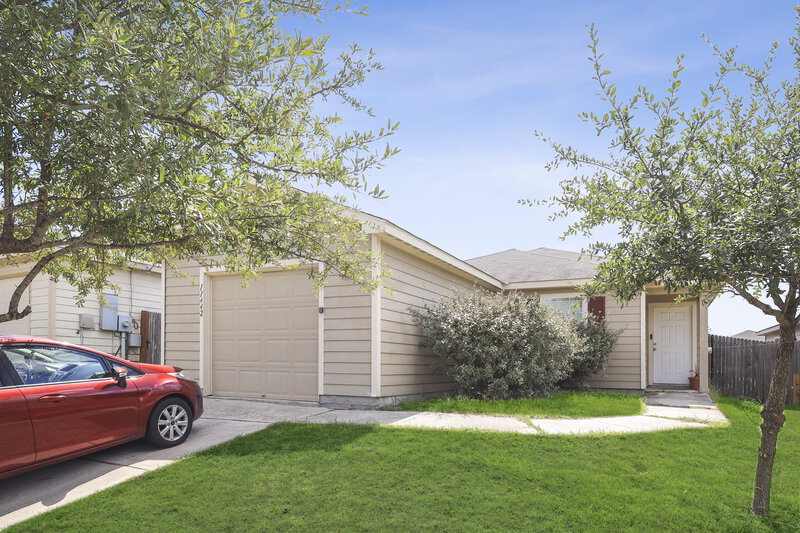 1,585/Mo, 11442 Country Canyon San Antonio, TX 78252 External View