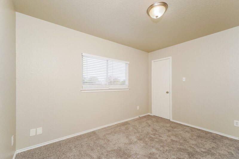 1,290/Mo, 8434 Adams Hill Dr San Antonio, TX 78227 Bedroom View