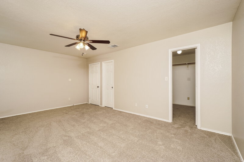 1,490/Mo, 9739 Green Mesa San Antonio, TX 78245 Main Bedroom View