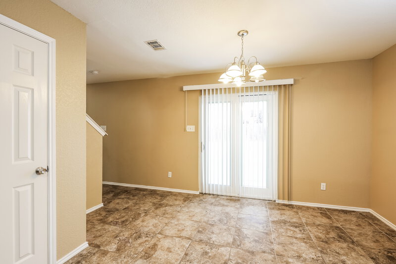 1,885/Mo, 6339 Fence Crossing San Antonio, TX 78244 Dining Room View