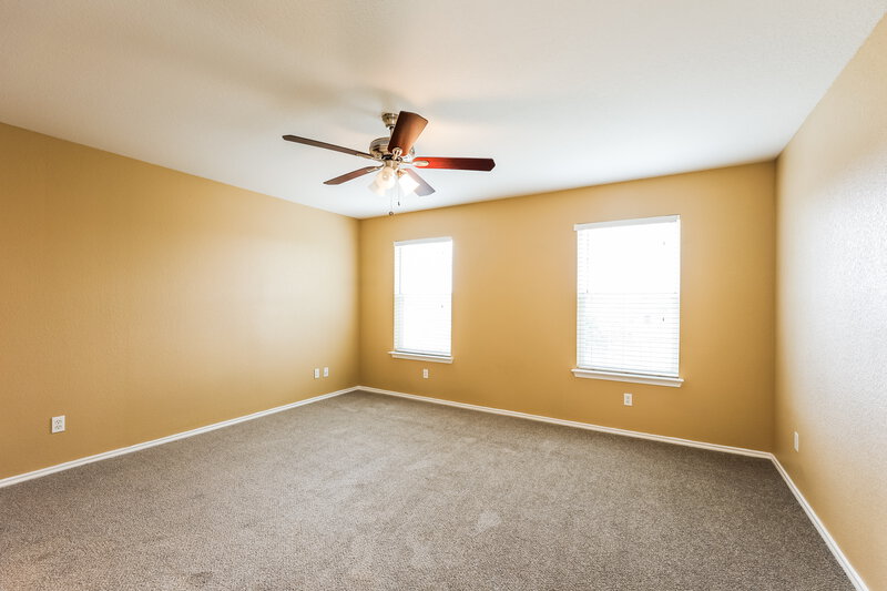 1,885/Mo, 6339 Fence Crossing San Antonio, TX 78244 Main Bedroom View