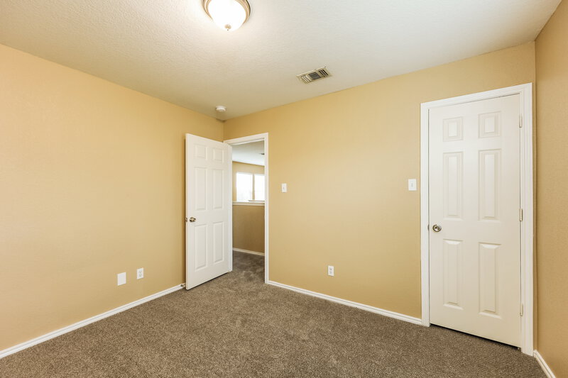 1,885/Mo, 6339 Fence Crossing San Antonio, TX 78244 Bedroom View 4