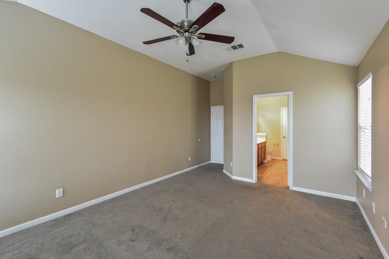 1,830/Mo, 3915 Mist Flower Dr Converse, TX 78109 Main Bedroom View 2